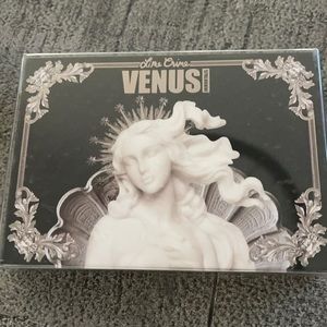 Lime crime Venus immortalis eye shadow palette